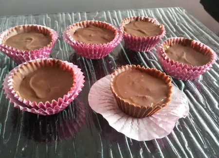 Gourmandise au chocolat et beurre de cacahuéte