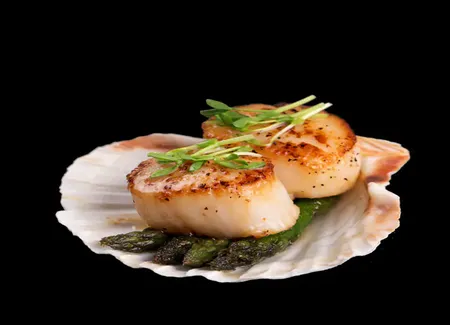 Coquilles saint jacques aux pointes d'asperges