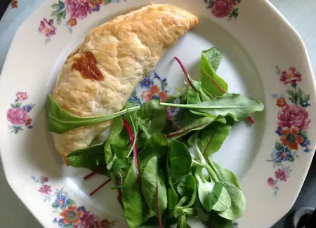 Chaussons de dinde (avec des restes de viande)