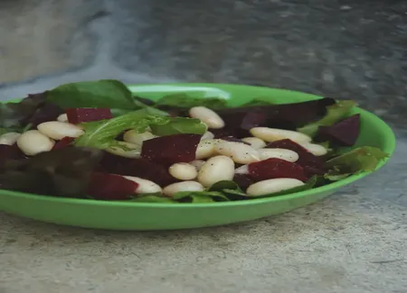 Salade de cocos de paimpol à la betterave