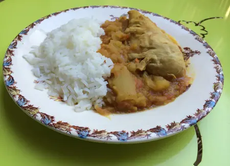 Poulet au curry ( carri poule à l'île maurice)