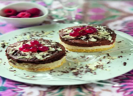 Bavarois au chocolat noir et au chocolat blanc