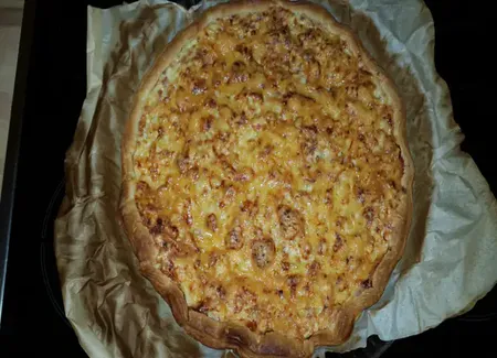 Tarte gratinée aux poireaux et lardons