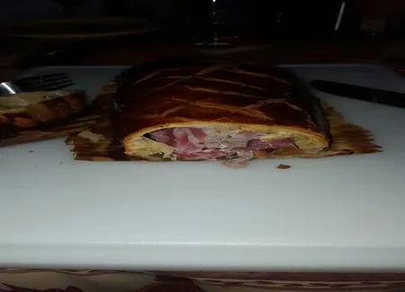 Filet mignon en croûte aux girolles