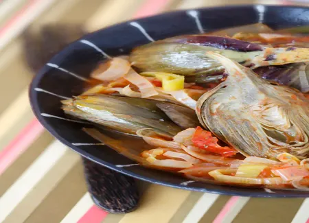 Fricassée d'artichauts, poireaux et tomates