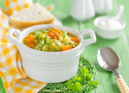 Soupe de régime au chou