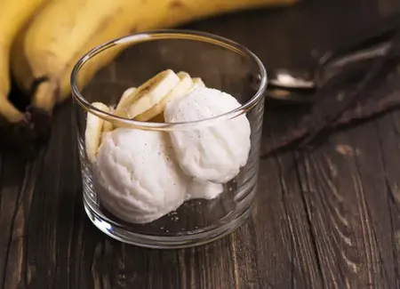 Glace à la banane antillaise