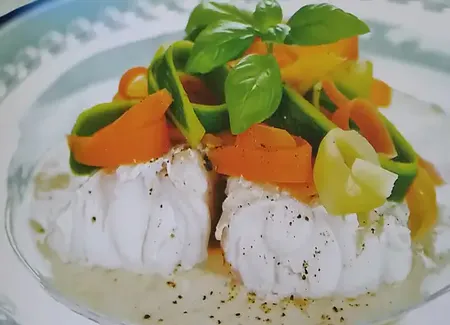 Lotte aux tagliatelles de légumes