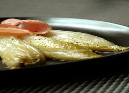 Endives au bacon et vin blanc