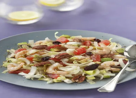 Salade d'endives, pamplemousse et crevettes