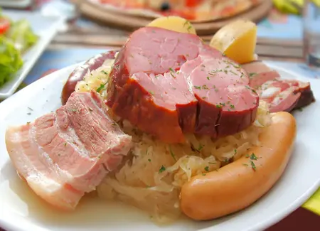 Choucroute alsacienne