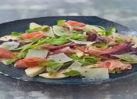 Jambon de parme au parmesan et aux poires