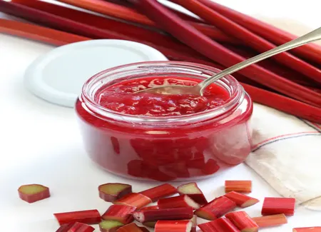Confiture de rhubarbe au thym