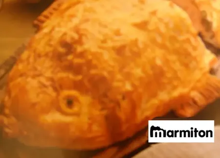 Feuilleté de saumon, crevettes et poisson blanc
