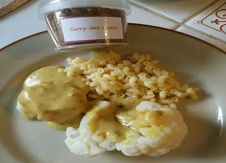 Cabillaud à la sauce au curry