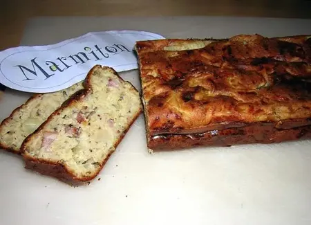 Cake oignons lardons et moutarde