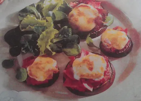Médaillons d'aubergine et jambon cru