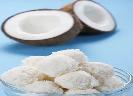 Boules de neige (ou truffes à la noix de coco)