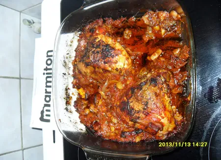 Cuisses de poulet au lard et aux champignons