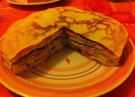 Mille-feuilles de crêpes printanier