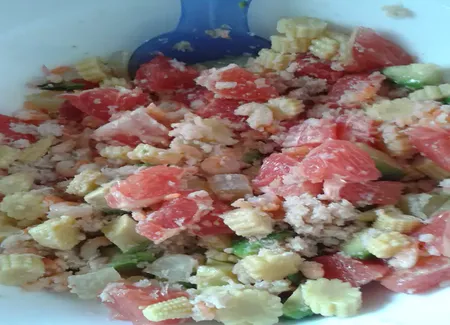 Salade exotique au crabe