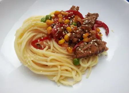 Wok de boeuf aux petits légumes