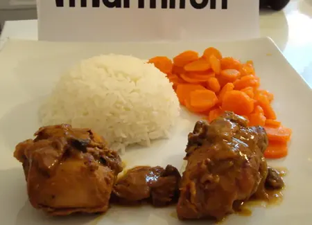 Lapin mariné au vinaigre de cidre, moutarde et piment d'espelette