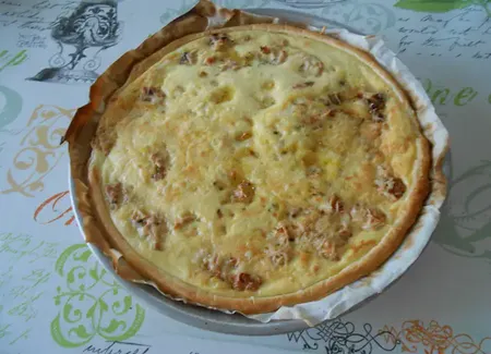 Quiche aux oignons et au poulet