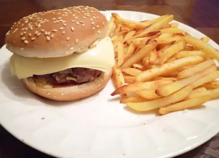 Cheeseburger maison