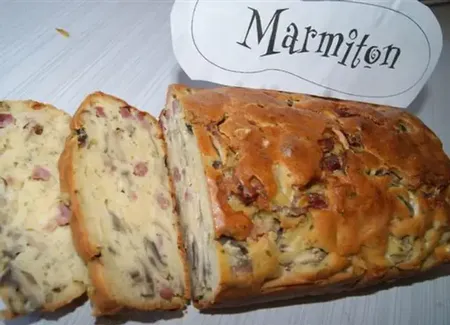 Cake jambon, champignons et gruyère de maryse