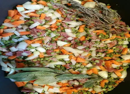 Purée de pois cassés à la basquaise
