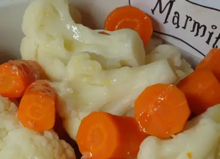 Salade de chou-fleur et carottes (turquie)