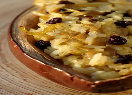 Aubergines farcies au riz à l'orientale