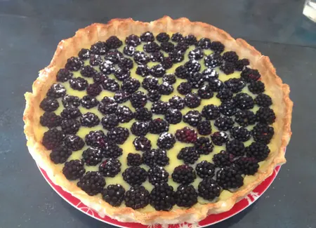 Tarte mûres et crème pâtissière