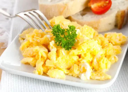 Oeuf brouillés au bain-marie