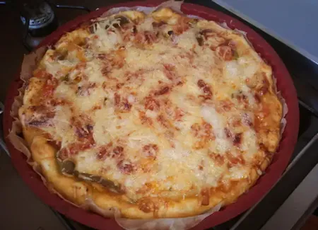 Tarte chèvre poivron tomate lardons