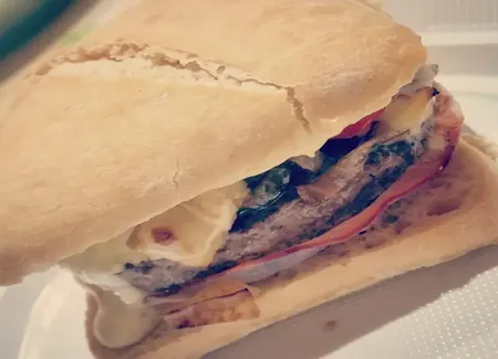 Burger bacon