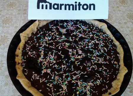 Tarte au chocolat arc-en-ciel
