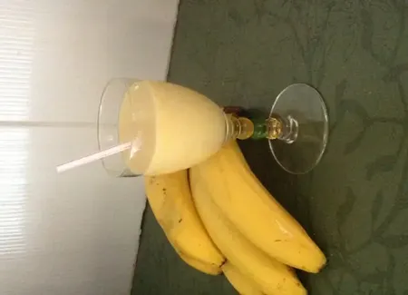 Smoothie banane orange et yaourt