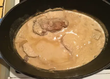 Rôti de porc en cocotte à la moutarde