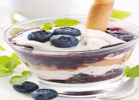 Tiramisu léger aux myrtilles façon anouchka