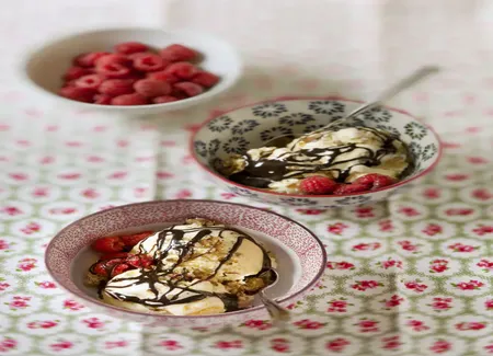 Glace vanille et noix caramélisées