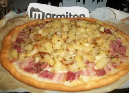 Pizza pancetta, pommes de terre