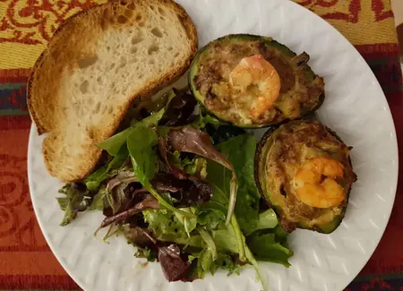 Avocats gratinés aux champignons