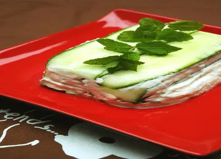 Terrine de fromage blanc, concombres et menthe