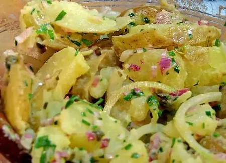 Salade de pommes de terres alsacienne