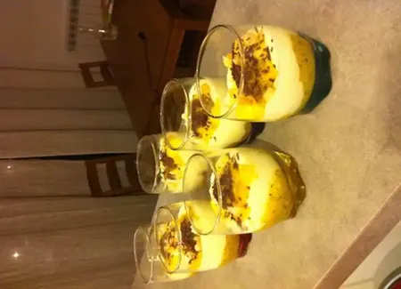 Tiramisu exotique (mangue, passion, vanille)