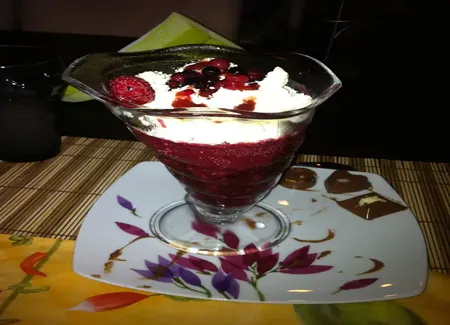 Ramequins fruits rouges exquis