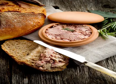 Conserve de pâté de faisan