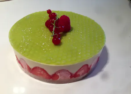 Fraisier et son décor
